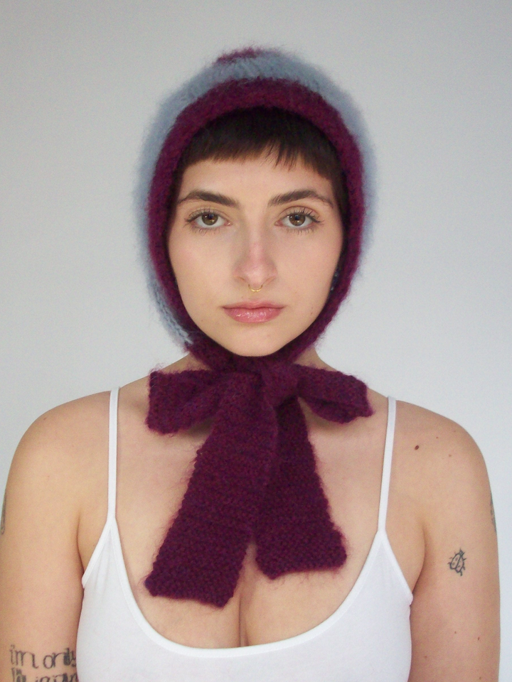 plum dot bonnet