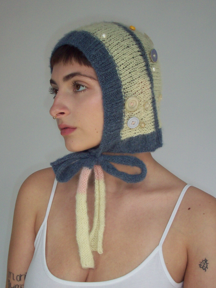 button bonnet