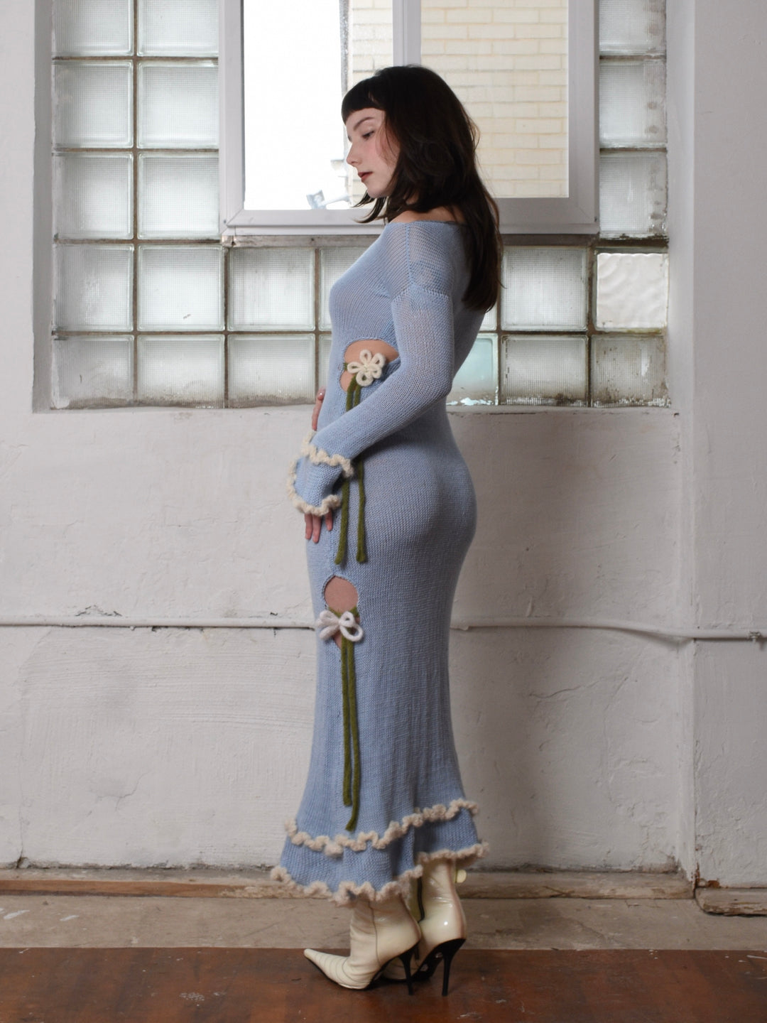 maxi daisy dress